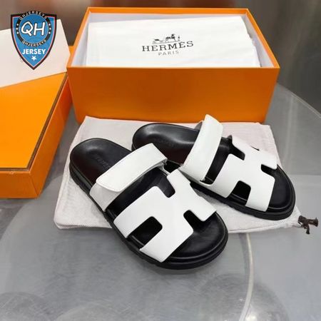 HERMES CHYPRE SANDAL BLACK WHITE - H22