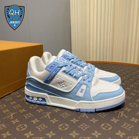 trainer low white blue