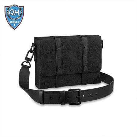 trunk messenger bag taurillon monogram leather m57726