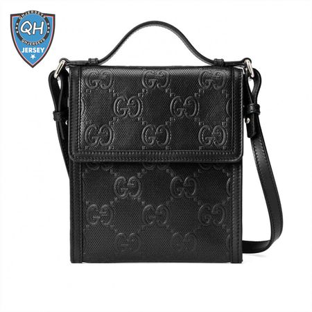 GG EMBOSSED MESSENGER BAG BLACK GG EMBOSSED LEATHER COTTON LINEN LINING - GBC07