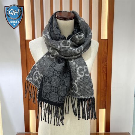 gucci GG fringed knit scarf