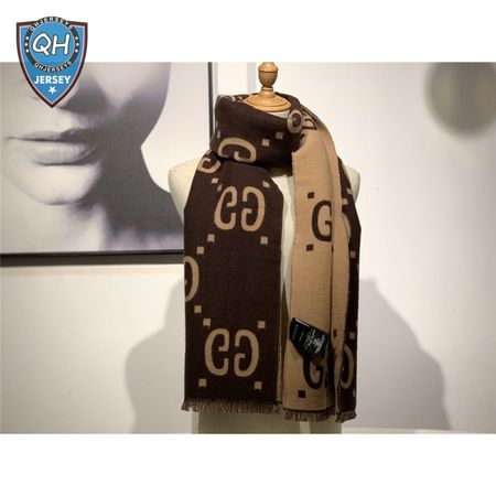 gucci wool gg jacquard scarf