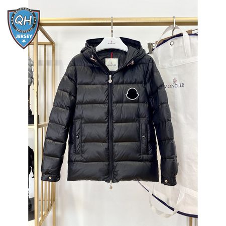 Moncler 2020 Down Jacket MC330044