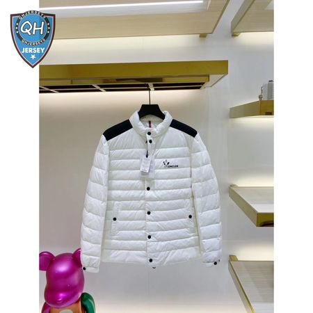 Moncler 2020 Down Jacket MC330059
