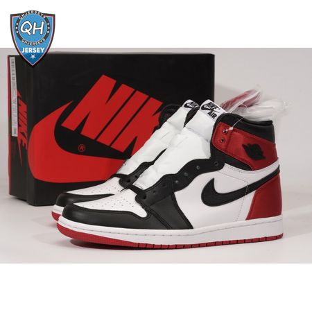 Air Jordan 1 Retro High Satin Black Toe Unisex