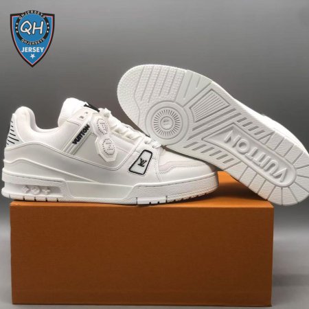 Arch Light Trainer White Sneakers