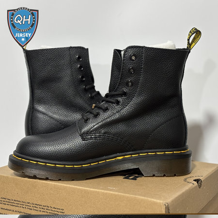Dr.Martens Jadon Pebbled Leather Boot Black