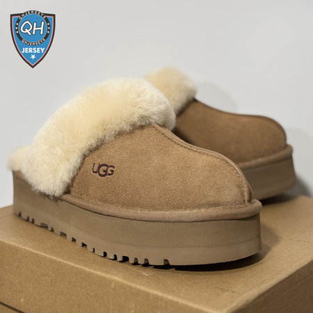 UGG Platform Slipper Chestnut