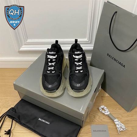 BALENCIAGA MEN'S TRIPLE S SNEAKER CLEAR SOLE - BB200