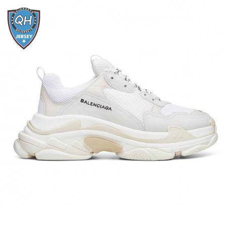 BALENCIAGA TRIPLE S TRAINERS - BB28
