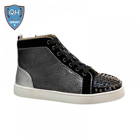 CHRISTIAN LOUBOUTIN HIGH TOP SNEAKER - CL132