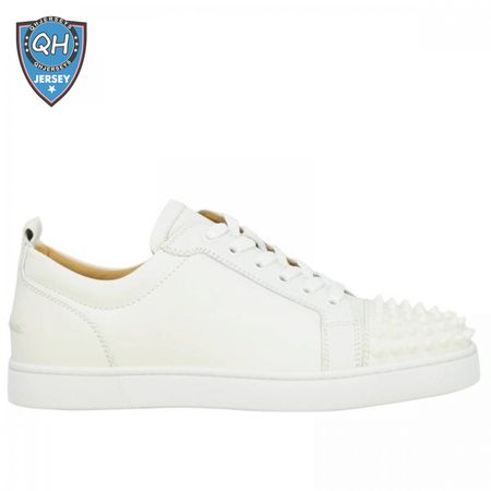 CHRISTIAN LOUBOUTIN LOW TOP SNEAKER - CL5