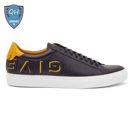 GIVENCHY LOW SNEAKER IN LEATHER - GVC5