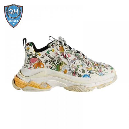 Men's The Hacker Project Triple S sneaker - GC96