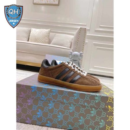 GUCCI GAZELLE SNEAKER - GC105
