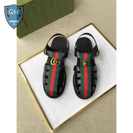 GUCCI SANDAL WITH DOUBLE G - SDG010