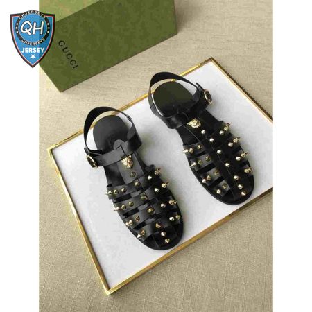 GUCCI SANDAL WITH DOUBLE G - SDG004