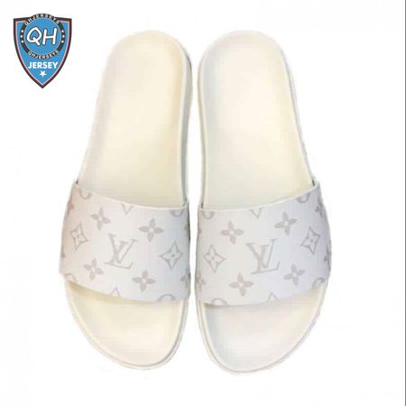 white monogram slides - s43
